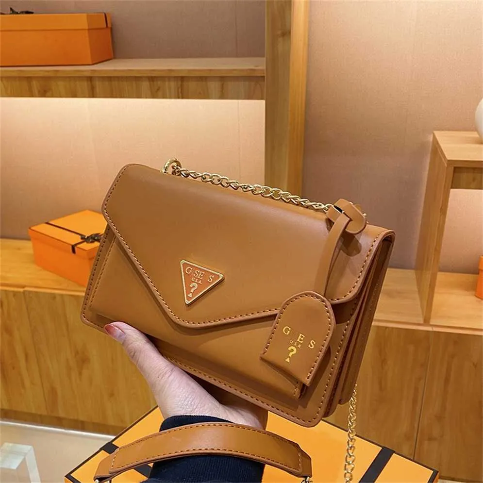 Kadınlar için Fransız niş tasarımı 2023 Yeni Üst düzey Doku Moda Zinciri Tek Omuz Crossbody Bags Model 7569