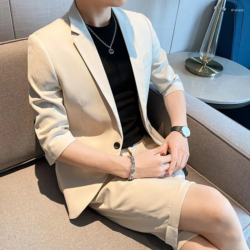 Herrenanzüge Männer Kleidung Shorts Jacke Sommer Dünne High-End-Anzug Koreanische Britische Mode Lässige Herren Kurze Sets Ärmel Blazer M-3XL