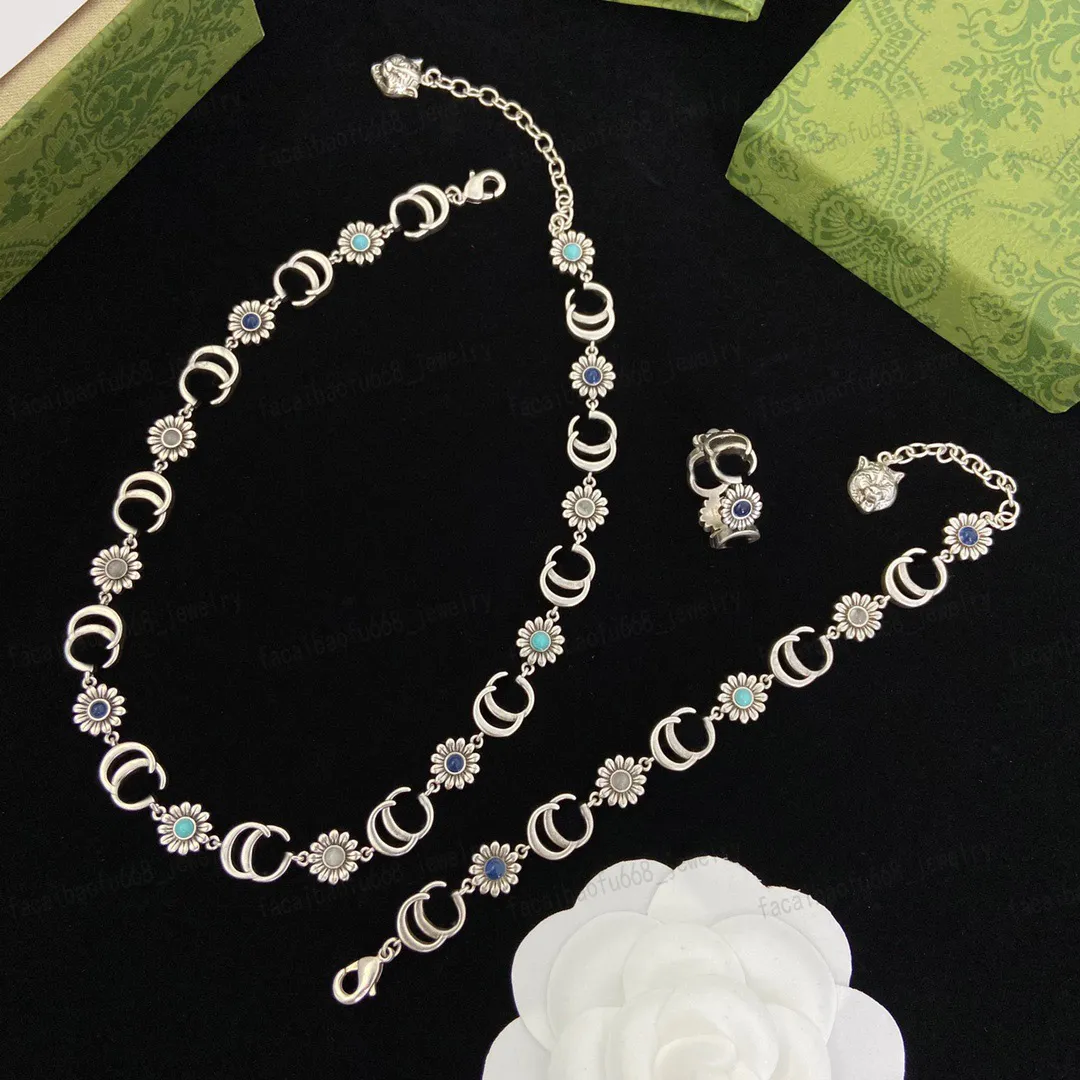 Alfabeto duplo de prata vintage e anel de colar de pulseira de designer de flores de 3 cores, conjunto de moda feminina, Dia dos Namorados, Natal, presentes