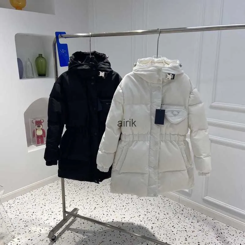 Femmes Down Parkas SS Hommes Femmes Designers Vestes longues à capuche Triangle Étiquette Modèle Lettre Ceinture élastique Corde Ourlet Vêtements Stand Mens Parka Manteaux pour 4F2E