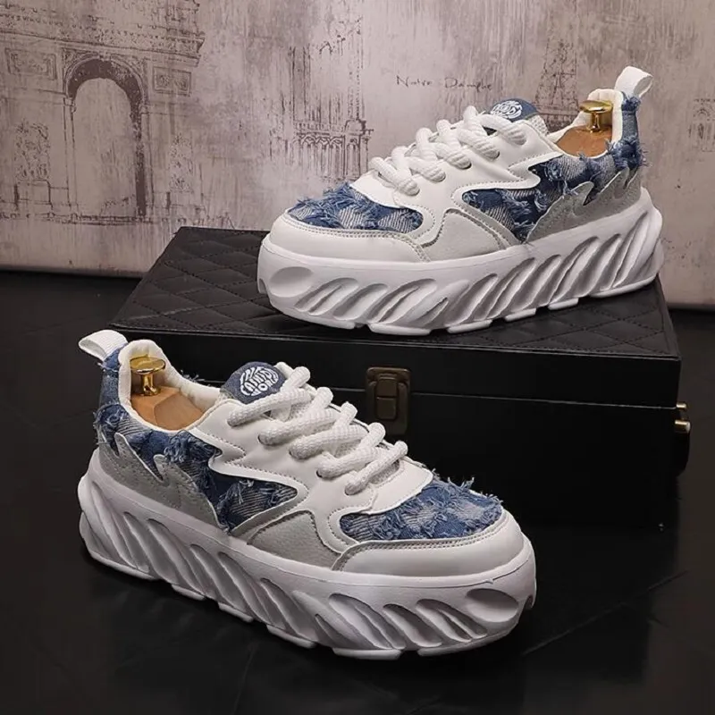 Kleine Weiße Schuhe Männer Frühling Herbst Neue Dicke Sohle Mode Turnschuhe Persönlichkeit Leinwand Schuhe Gebrochen Loch Sport Casual Schuhe 10A2