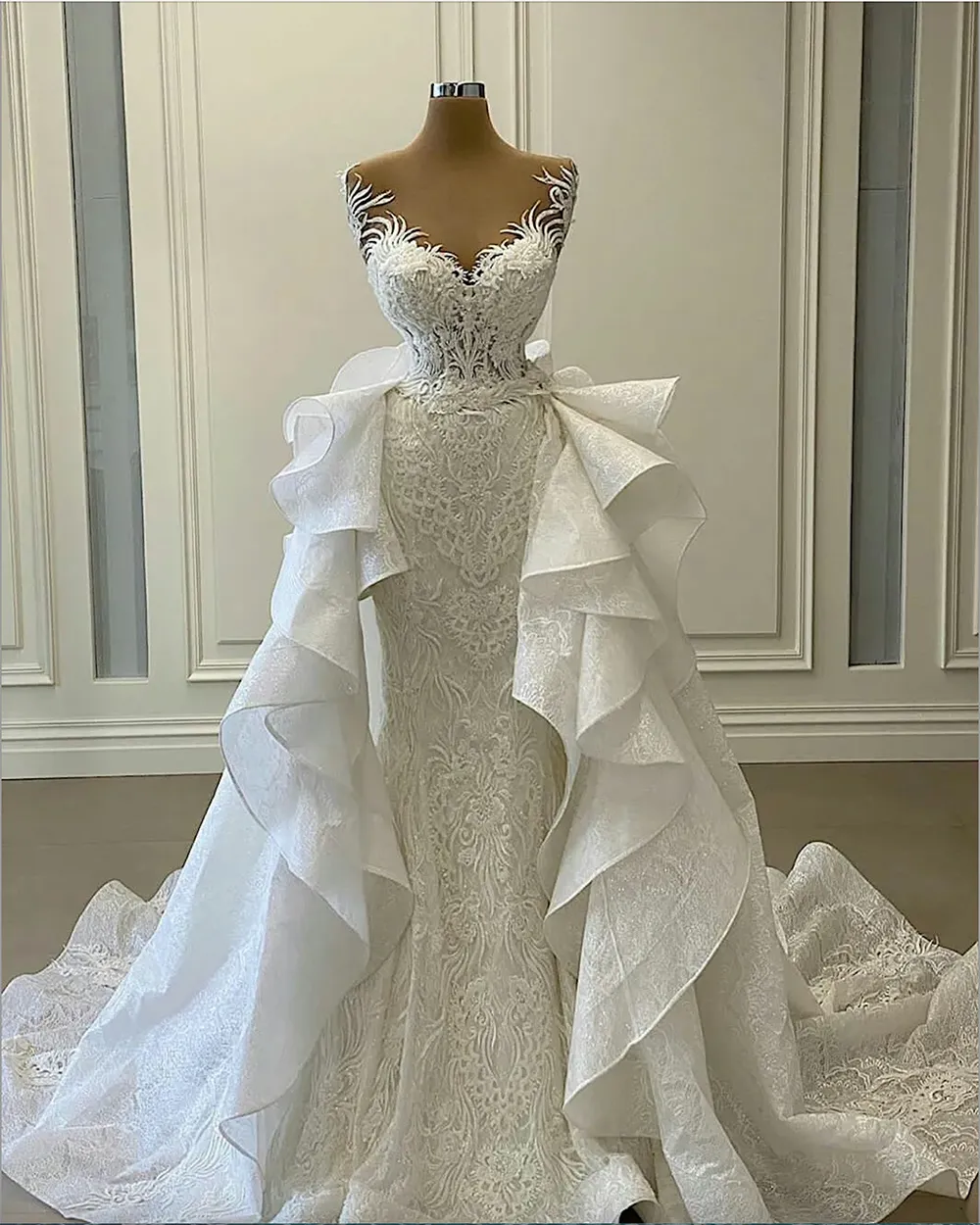 Elegant Detachable Train Mermaid Wedding Dresses 2024 from