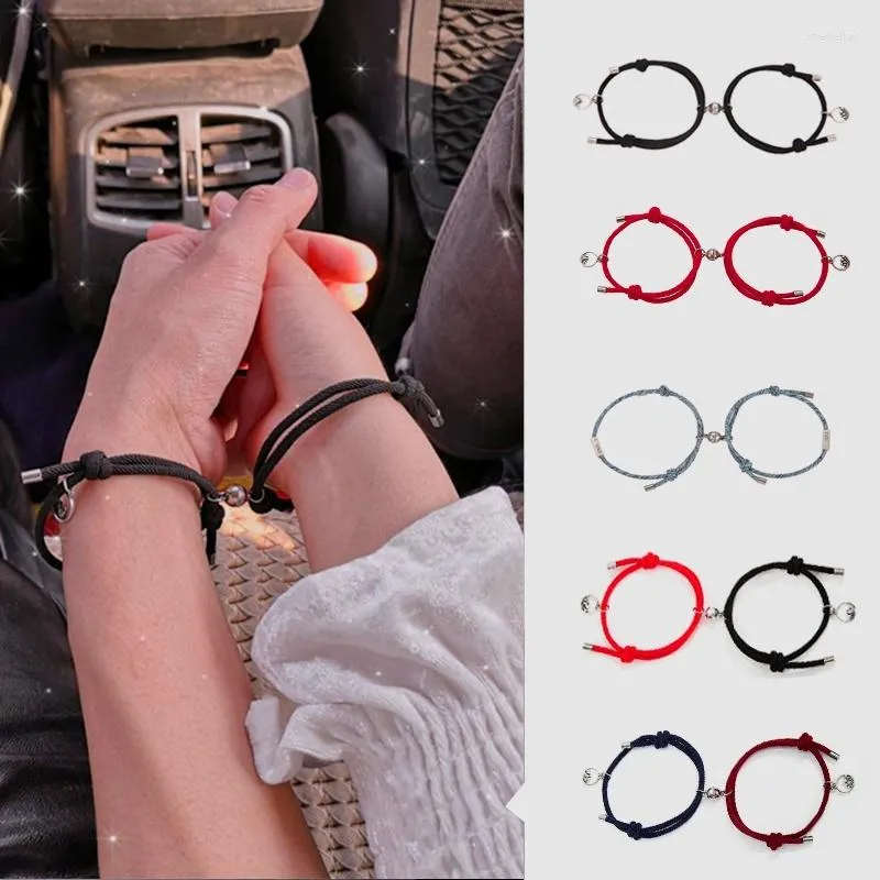 Charm Armband 2st Par Magneter lockar varandra kreativa personlighetsarmbandhängen smycken älskare gåva