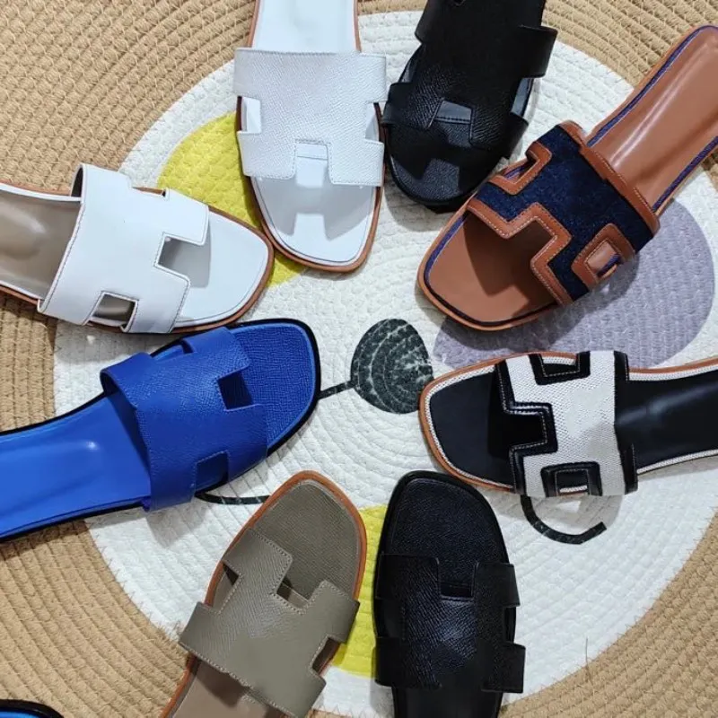 Nya ankomster Famous Bradn Designer Sandaler Kvinna Slides Sandaler Luxury Suede Real Leather Slipper Beach Casual Shoes Sandales Beach Women Comfort Slipper With Box