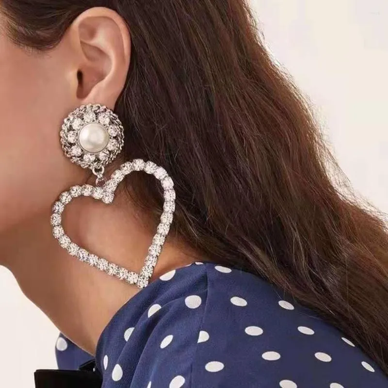 Orecchini pendenti Classici strass Ciondolo a cuore grande per le donne Gioielli di moda Accessori della collezione di San Valentino