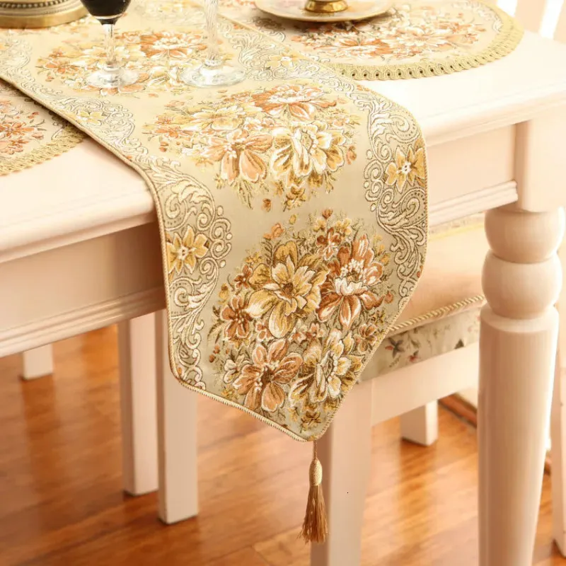 Table Runner European style table runner luxurious camino de mesa gold silk embroidery cloth runner dining room table flag chemin de table 230928