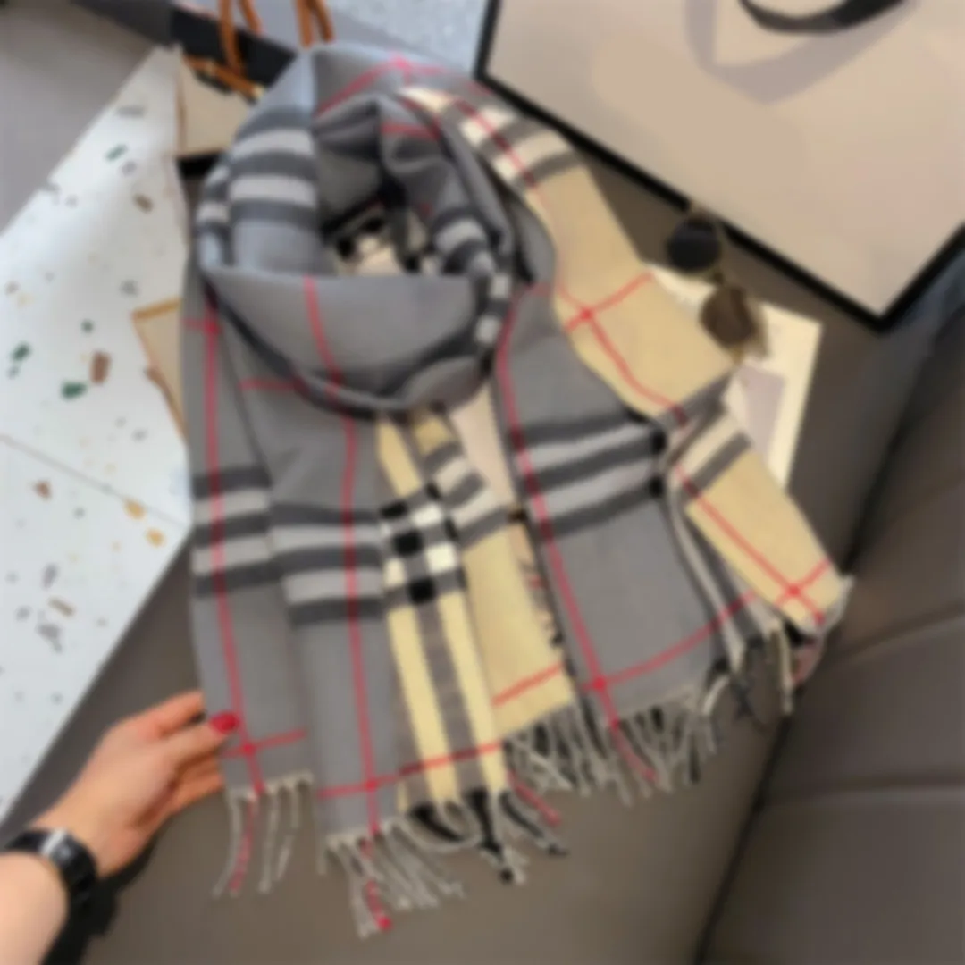 luxury scarf designers cashmere scarfs women men Scarves Printing Letter Wool shawls Classic Vintage Imitation Cashmere Plaid Shawl Thickened Warm Neck Wholesale