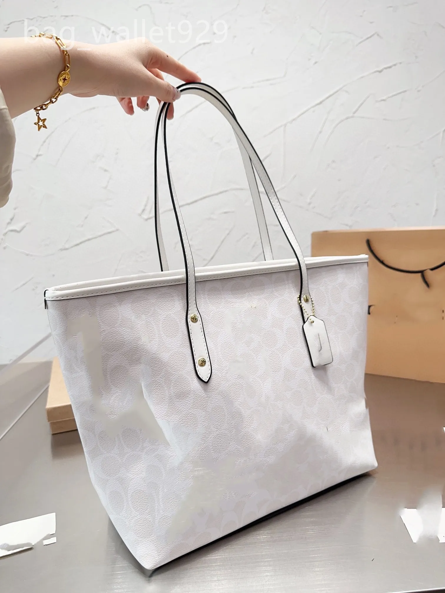 Designer Tote Bag Luxurys Hand Bag Tote Classic Womens Bolsa PVC Moda Sling Bag Lady Tote Bag Designer Preto Marrom Branco Alta Capacidade Senhoras Casual Compras
