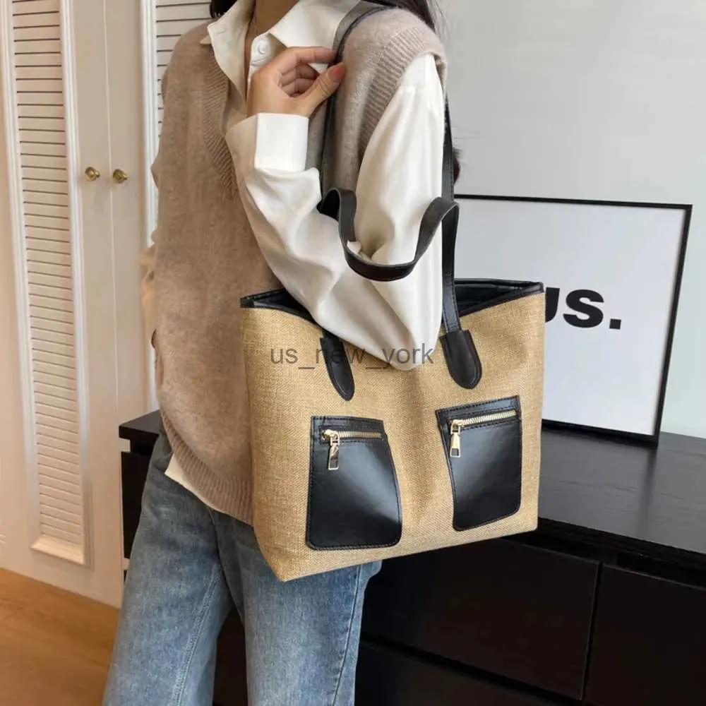 Totes Women's Bag 2023 Nya ankomster mode Kontrast Färg Populär en axelhandväska Autumn Casual mångsidig Crossbody Tote Bag 240407