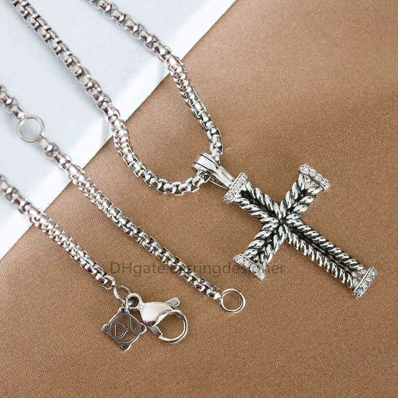 Classic Vintage Necklace Diamond Women Pendants Pendant Style Cross Dy Men Necklaces Chain Hip Jewelry Hop
