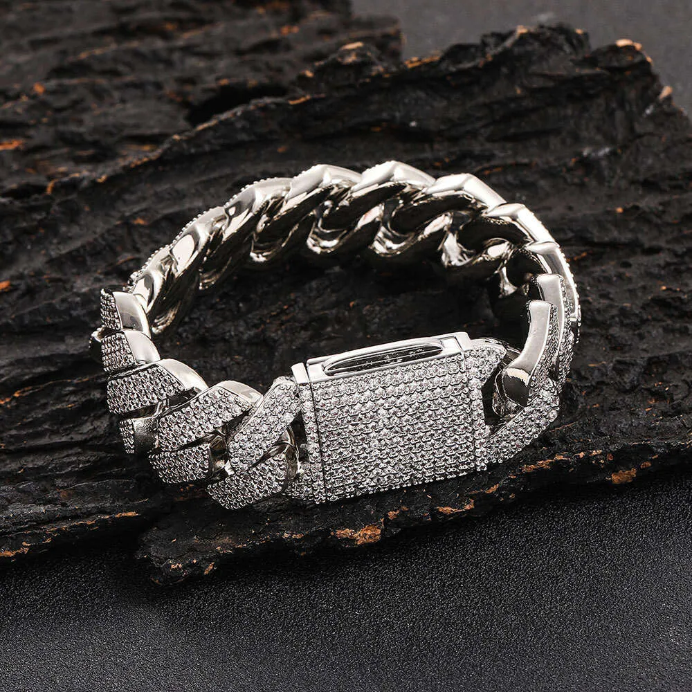 Marca de moda mujer transfronteriza europea y americana Hip-hop 925 pulsera de plata 20 mm Mosan Diamond cadena cubana joyería para hombres al por mayor