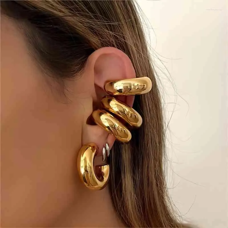 Pendientes de aro de acero inoxidable chapado en oro de 18 quilates con forma de oreja gruesa y minimalista para mujer