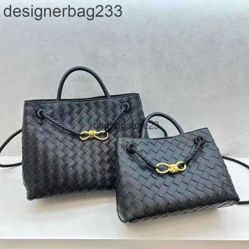 Boucle Andiamo Cowhide Luxe 2023 Sac Métal Classique Fourre-tout Botteega Printemps/Été Fille Sacs Corde Venata Tissé Sac À Main Grande Capacité Une Épaule Bandoulière MWSY