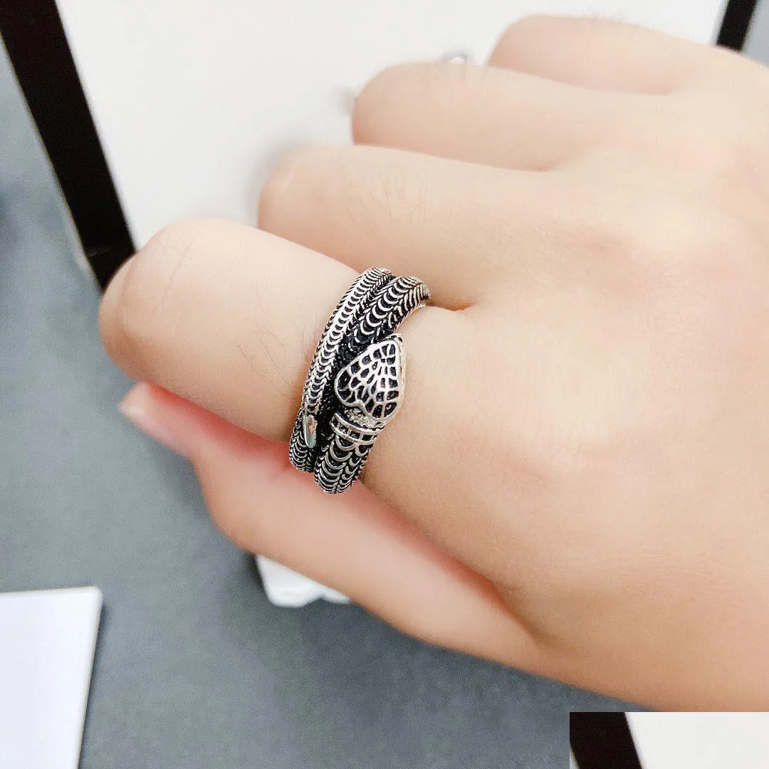 Cluster Rings 1Pc Retro Punk Snake Ring Exaggerated Antique Sliver Color Fashion Personality Stereoscopic Rings For Men Women Drop Del Dhkoh