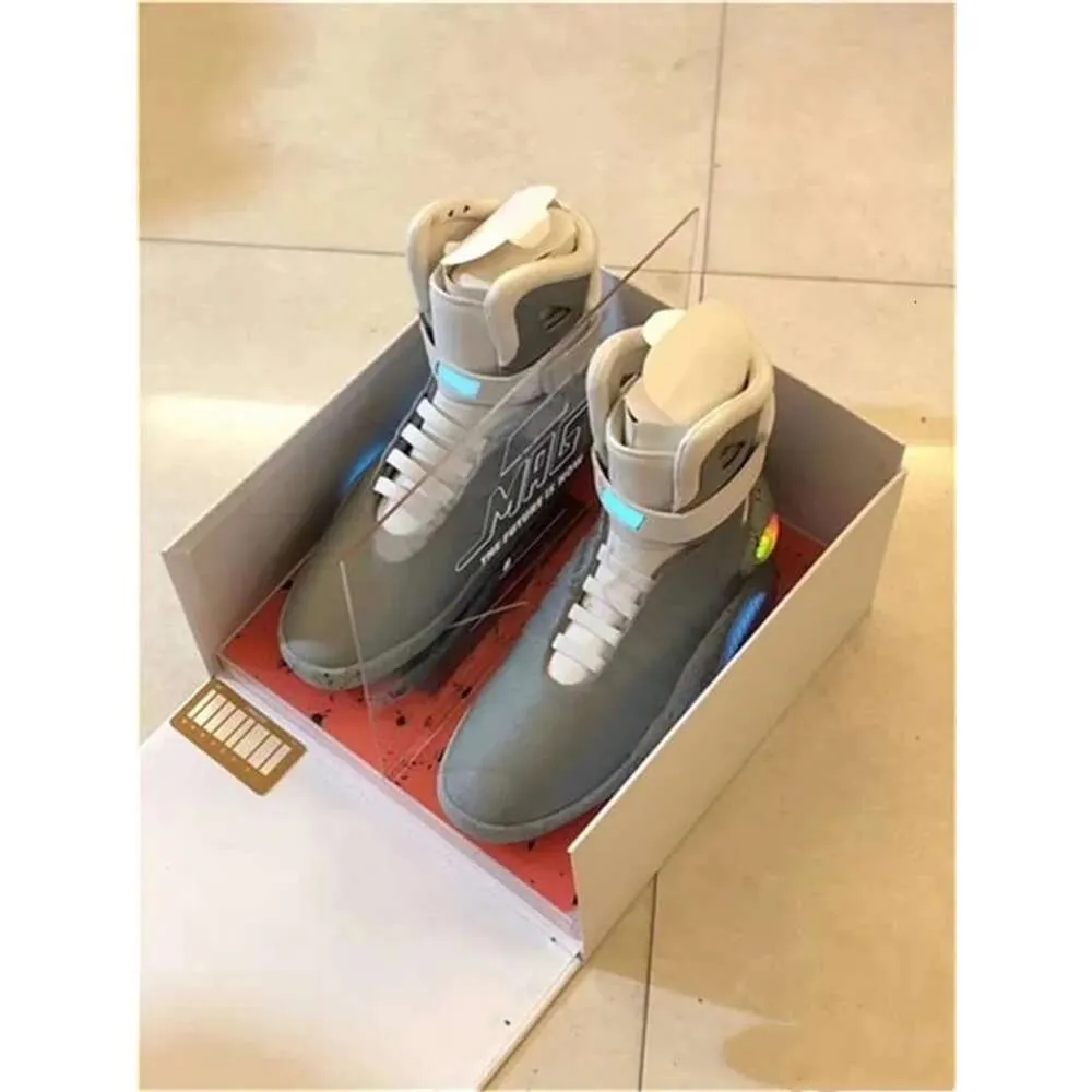 automatic laces air mag sneakers