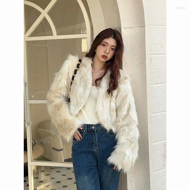 Fourrure pour femmes Femmes Élégantes Imitation Peluche Faux Pardessus Femme Décontracté Lâche Doux Cardigan Vestes 2023 Hiver Mode Manteau C03