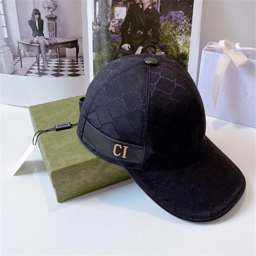 Donne uomini dsigners cappelli cappelli cappelli di moda designer di lusso berretto da baseball classico vecchio ricamo fiorito capbiti da donna 289n