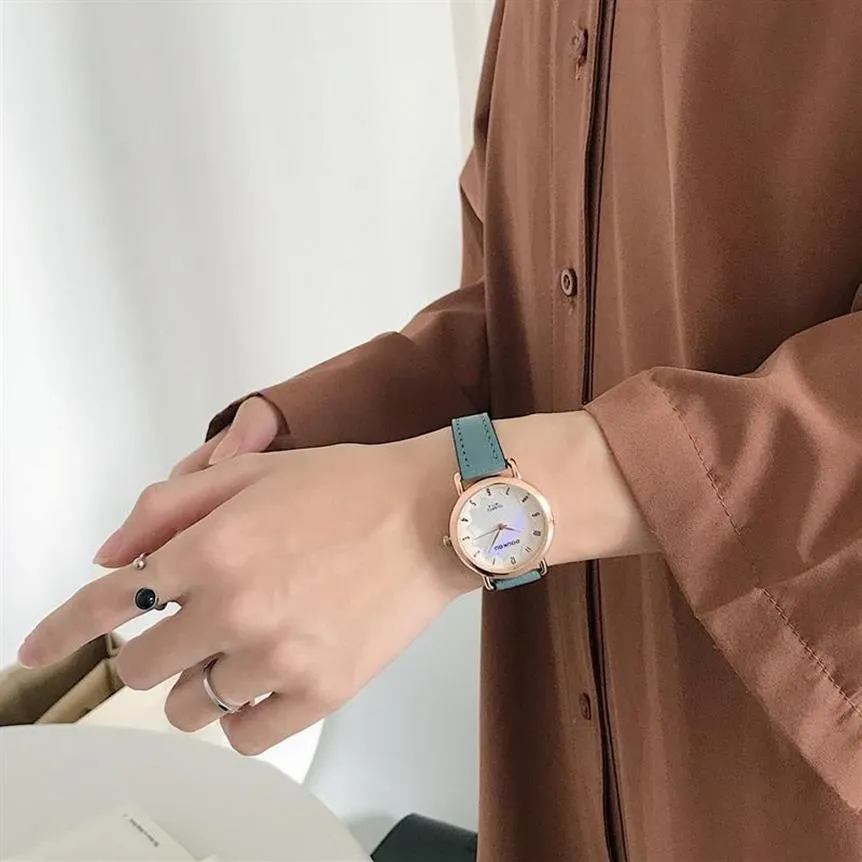 Wristwatches Qualities Women Fashion Luxury Watches Blue Vintage Leather Ladies Exquisite Number Dial Simple Female Quartz Clock2470