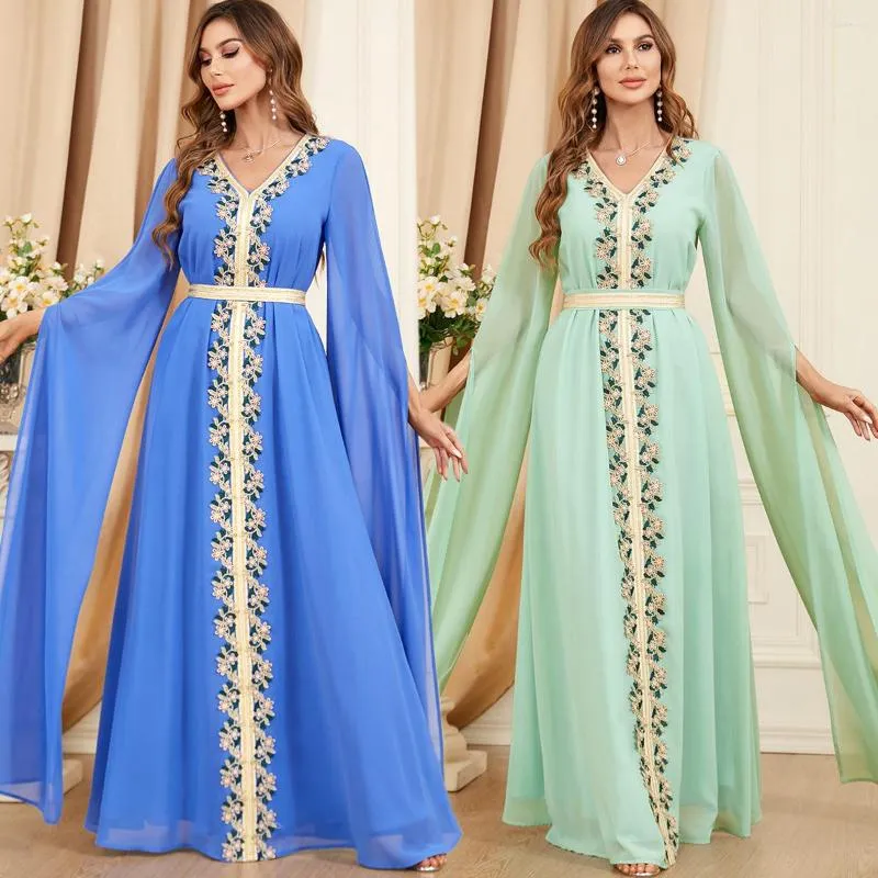 Ethnic Clothing Middle East Dubai Women Long Sleeve Abaya Dresses Muslim Robe Applique V Neck Turkish With Belt Vestidos