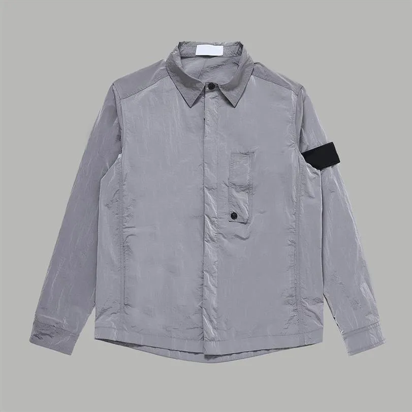 2023 мужские дизайнерские куртки классическая уличная мода рубашка с капюшоном мужская нейлоновый материал вышивка узор рука съемный значок с длинными рукавами258N