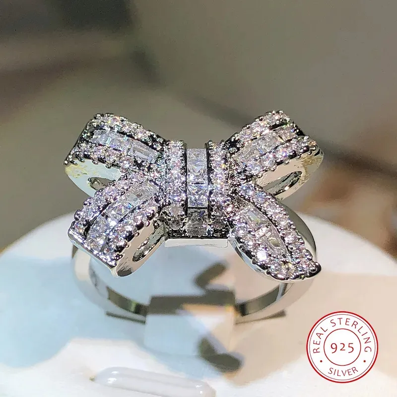 Sterling cz floral ring - België