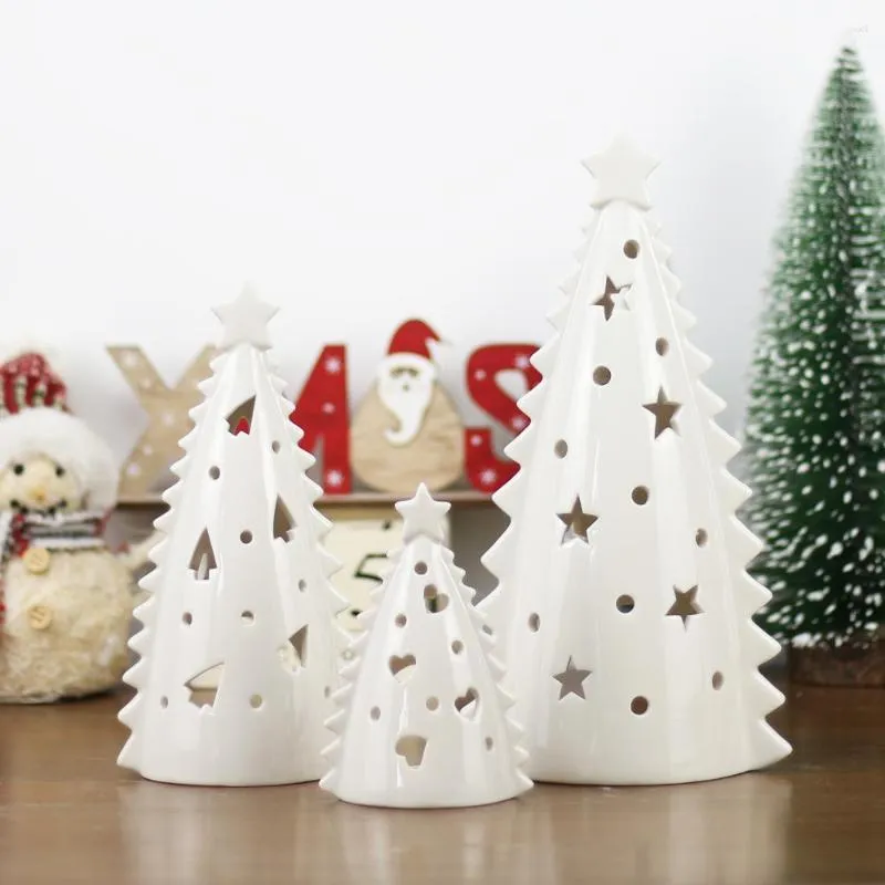 キャンドルホルダーノルディックセラミッククリスマスツリーデコレーションホローホルダーリビングルームポーチスタイルホームモダンな工芸