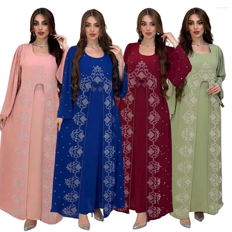 Etniska kläder Autumn Luxury Diamonds Middle East Dress Robe Chiffon Long Sleeves Muslim Abaya Elegant Arabic Clow for Women Vestidos