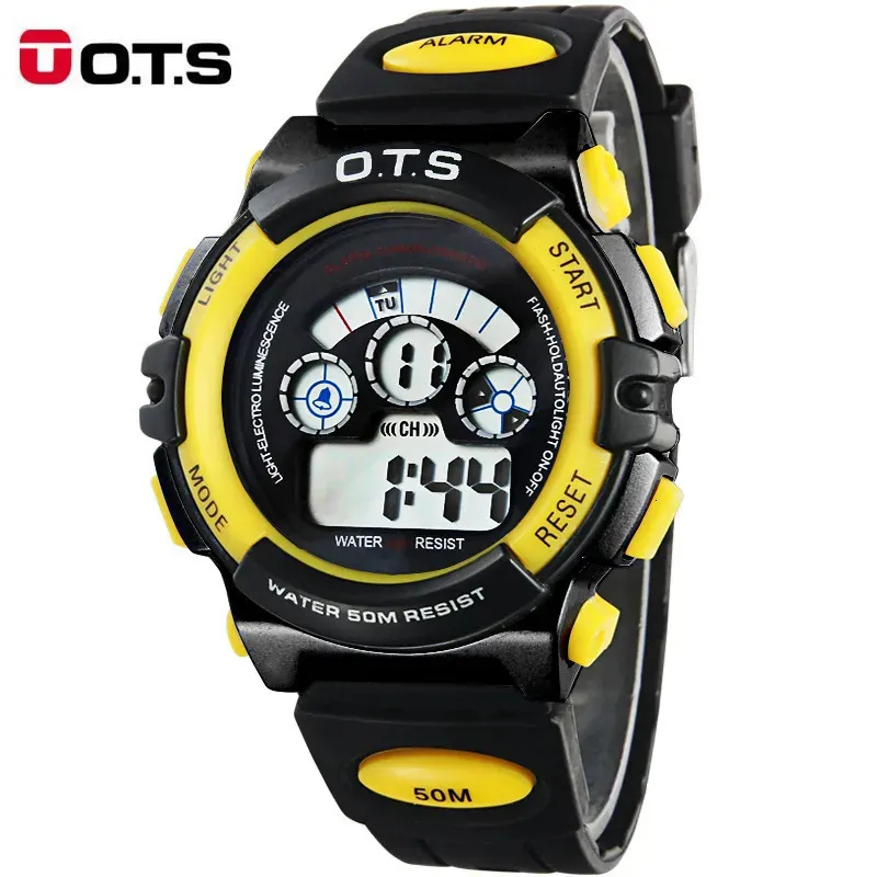 Barnens presentklocka OTS Kids Watches Multifunction Waterproof Child Digital LED Sport Alarm Datum Sports handledsklocka pojkar flickor titta på gåvor 230928