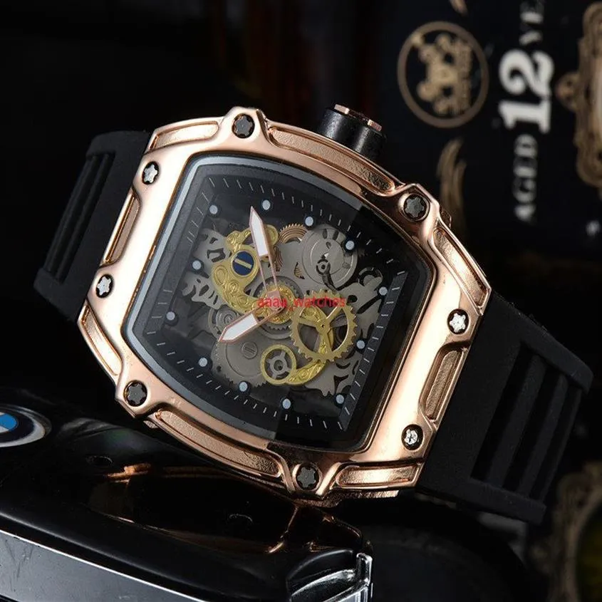 Caractéristique Montre de sport creuse militaire de luxe pour hommes Montres à quartz analogiques pour hommes KISS209Q