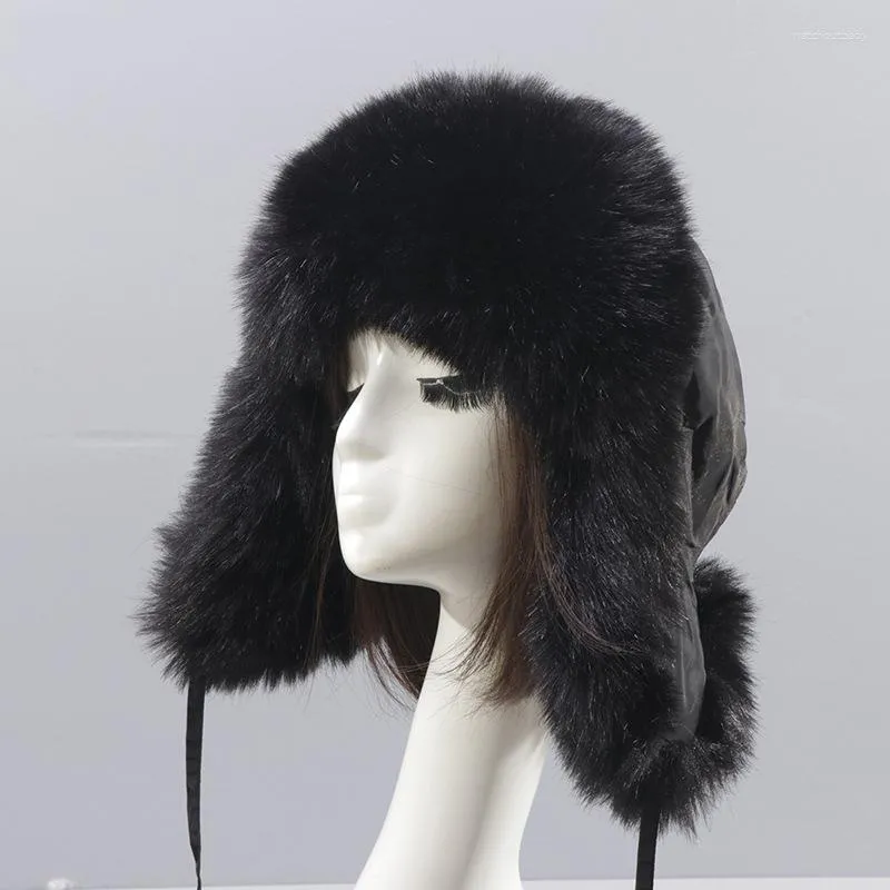 Bérets Ushanka Bomber Hat Hiver Femmes Fausse Fourrure Coupe-vent Earflap Trapper Cap Lady Chaud Russe Ski Gorras