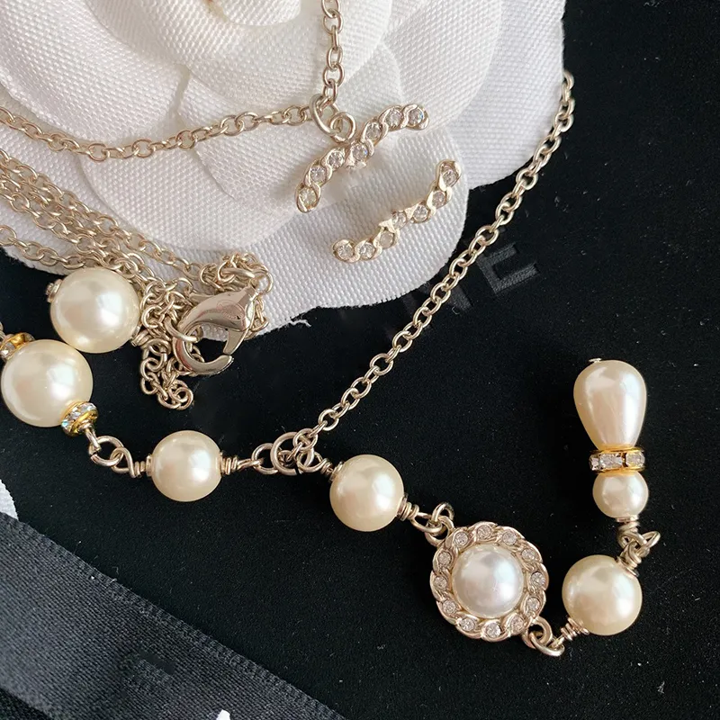 designer necklace luxury designer necklaces for women pearl sweater Chain Charm gold Long necklace Fashion temperament trendy gift nice