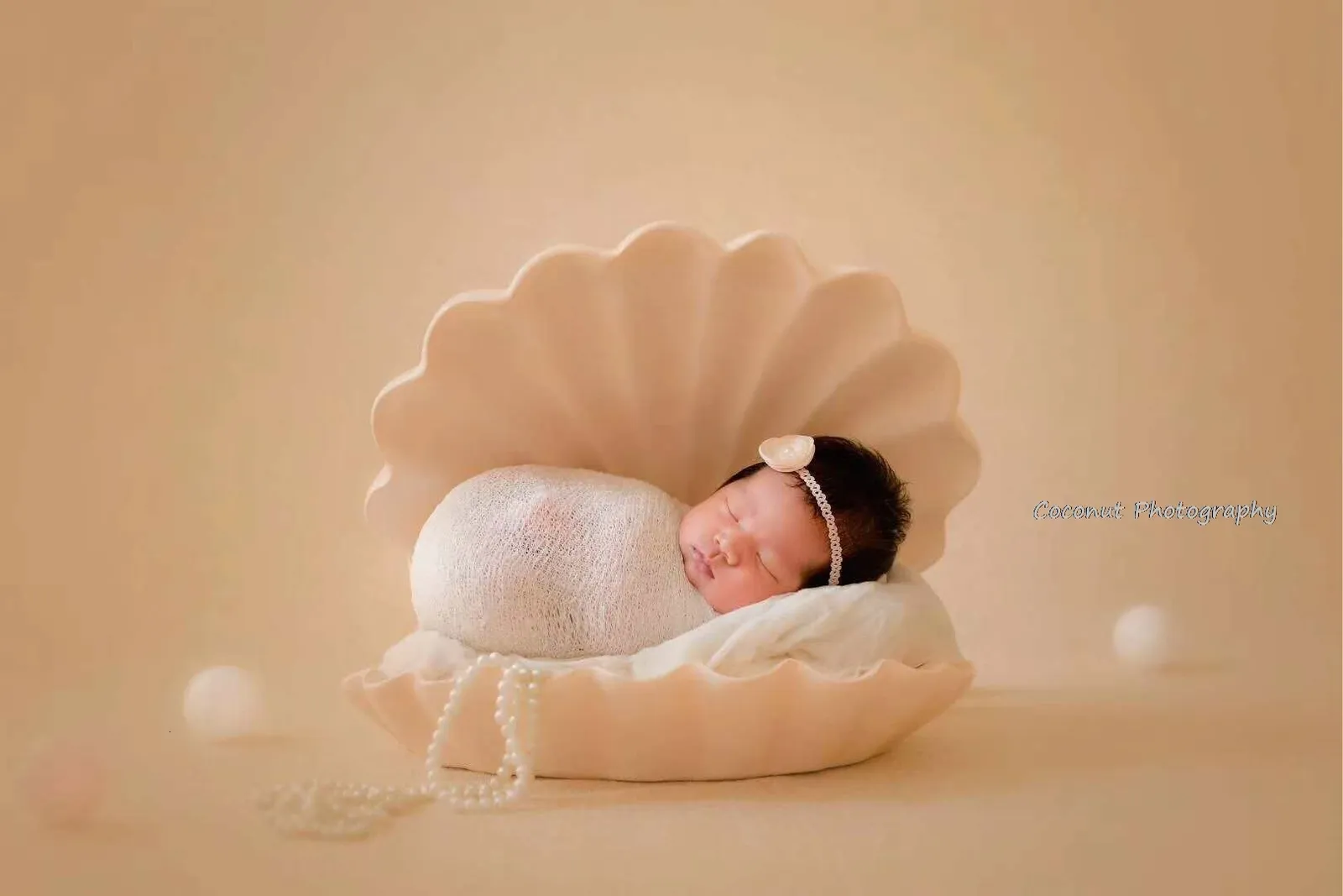 Coconut Newborn Photography Props Featured color shell props children babyone hundred days ornaments studio shooting baby posing