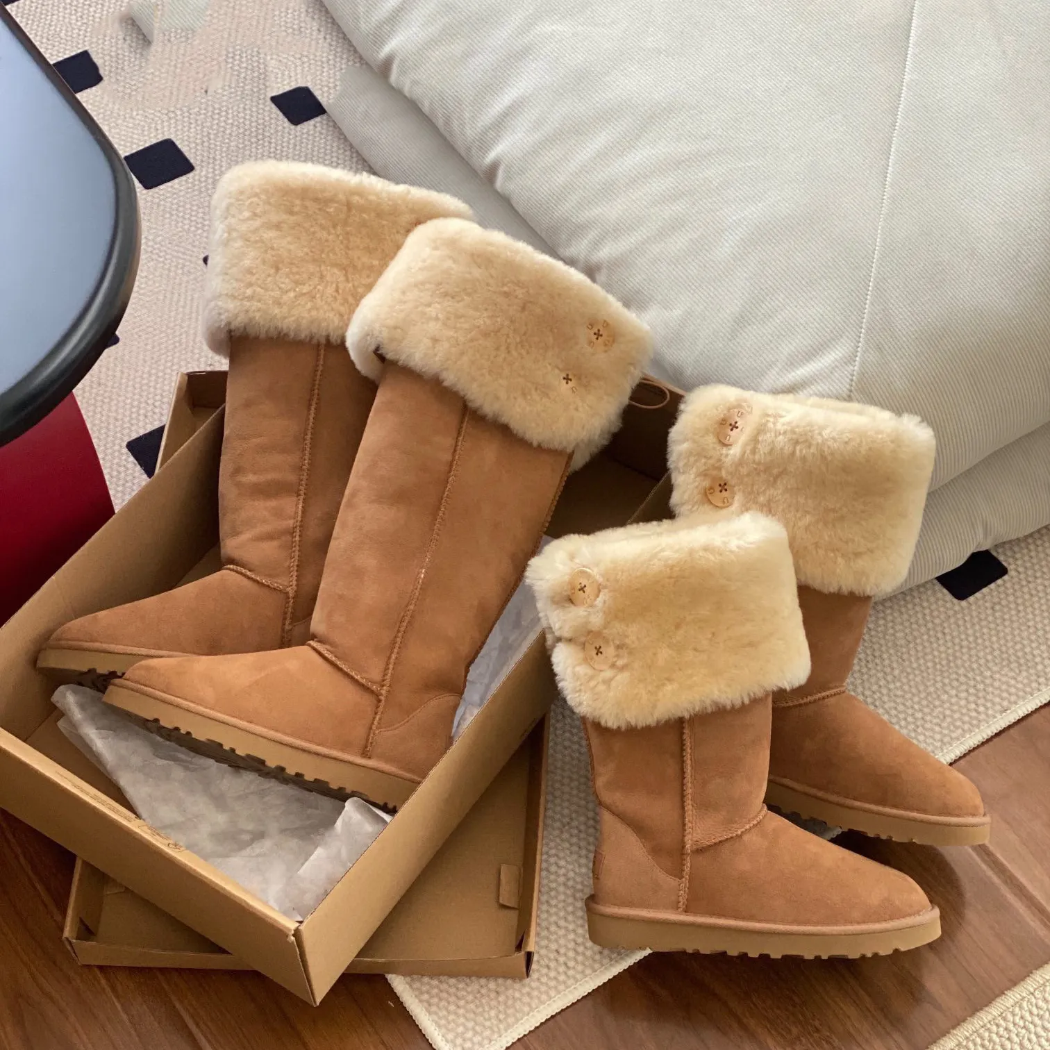 Womens Warm Wool Knee High Boots - Designer Uggs Style, Non 