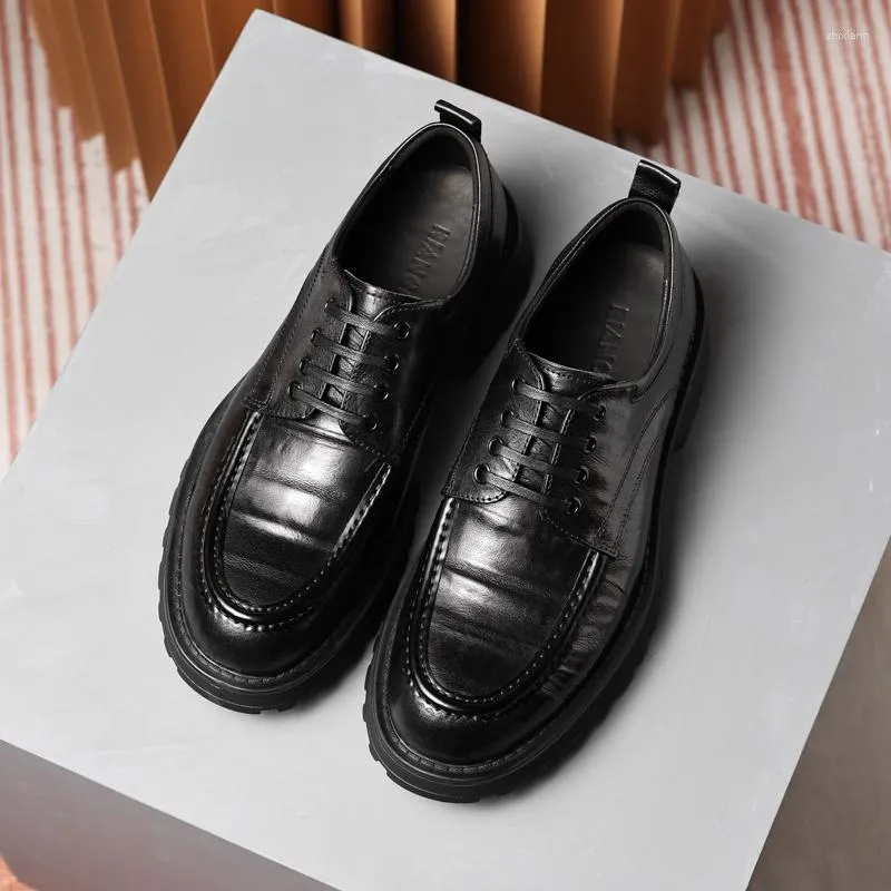 Scarpe eleganti da uomo Business Casual Lacci Vera pelle Versione coreana di semplici mocassini con suola spessa