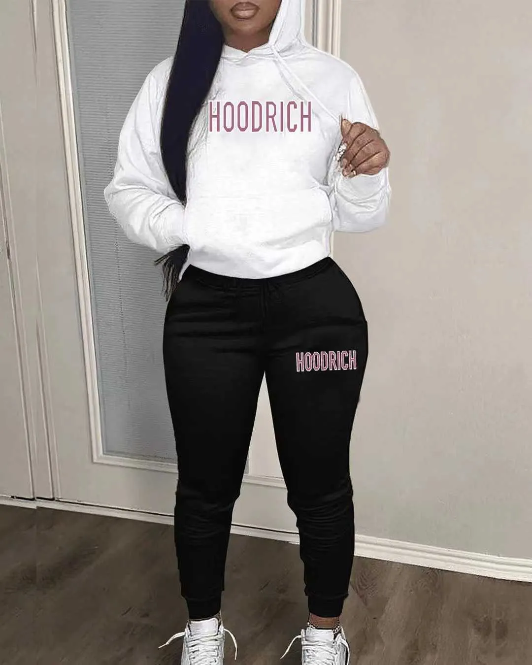 Designer Clothing Mens Hoodies Sweatshirts 2023 Winter Sports Sweat à capuche pour hommes Hoodrich Tracksuit Letter Sweet Embroided Sweatshirt NN