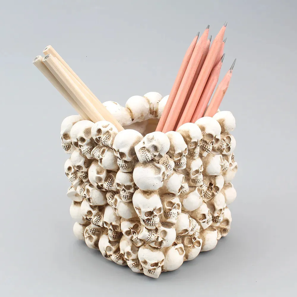 Decorative Objects Figurines Square Pen Holder Composed of Many Small Skulls to Store Desktop Makeup Jewelry Storage Bucket Home Potted Plants 230928