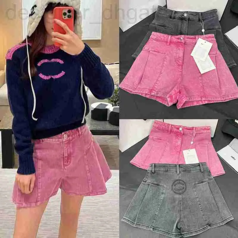 Jeans pour femmes Designer Qualité 2023 Début du printemps Nouvel âge réduit Petit style de parfum Taille haute Slim Ruffle Flower Bud Denim Shorts QBFZ