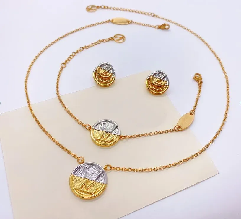 Europa américa estilo conjuntos de jóias senhora feminino gravado v iniciais l a v cor dupla moeda ouro colar brincos pulseira conjuntos