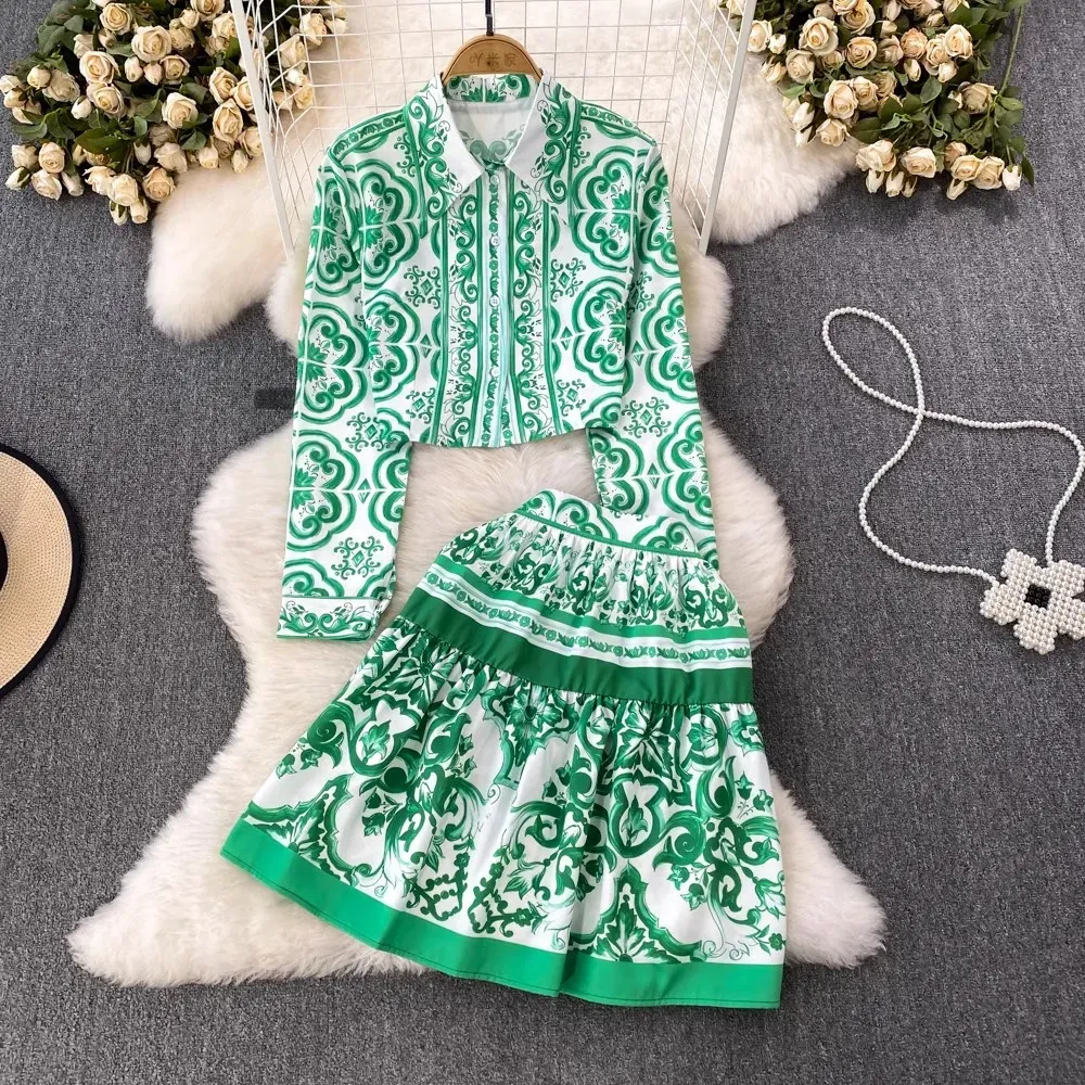 Two Piece Dress Spring Autumn Runway Blue And White Porcelain Print 2 Piece Sets Women Fashion Luxury Print Shirt Top Pleated Mini Skirt Suit 2024