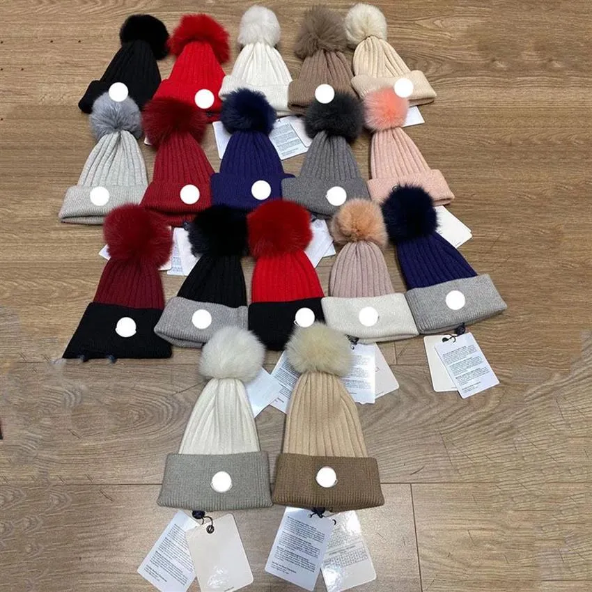 Designer França Crânio Caps Bordado Emblema Listra Feminina com Bola de Cabelo Pequeno Chapéu de Lã Perfumado Outono e Inverno Casual F2602