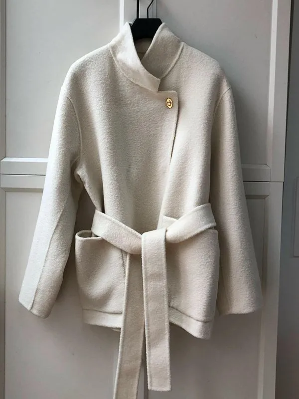 23 Autumn/Winter New Maj Cream White Small Stand Neck Gold Buckle Wool Lace up Short M Home Coat Coat Coat