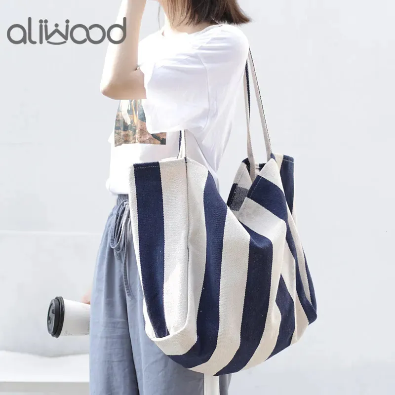 Big striped shop bag