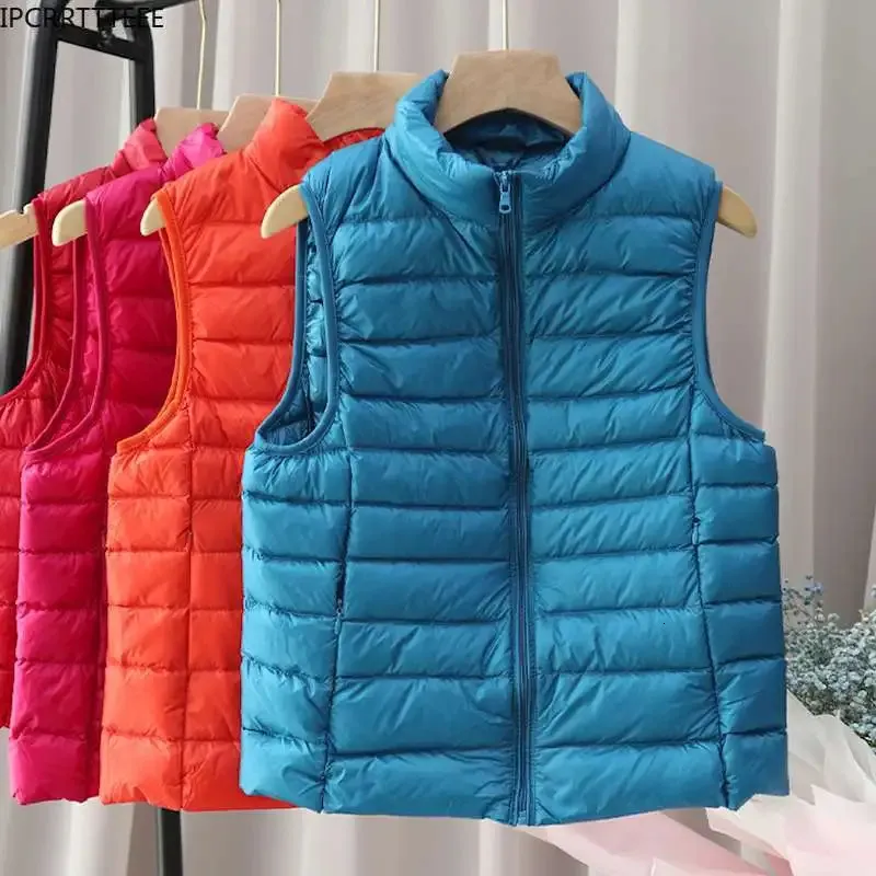 Kvinnor Down Parkas Down Vest Jacket Kvinnor Huva Ultra Thin 90% Ultra Light Duck Down Coat Kvinnlig vinter Stora storlekar Solid Portable Warm Vest Woman 231005