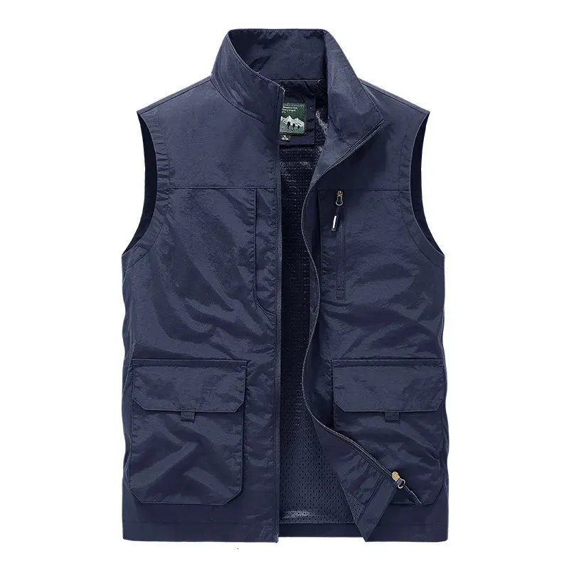 Mens Waterproof Hiking Vest Jacket With Multiple Pockets For Peloton Outdoor  Walking, Photography, Fishing, And Reporter Tactique Waistcoat In Plus Size  6XL 231006 From Keng05, $21.63