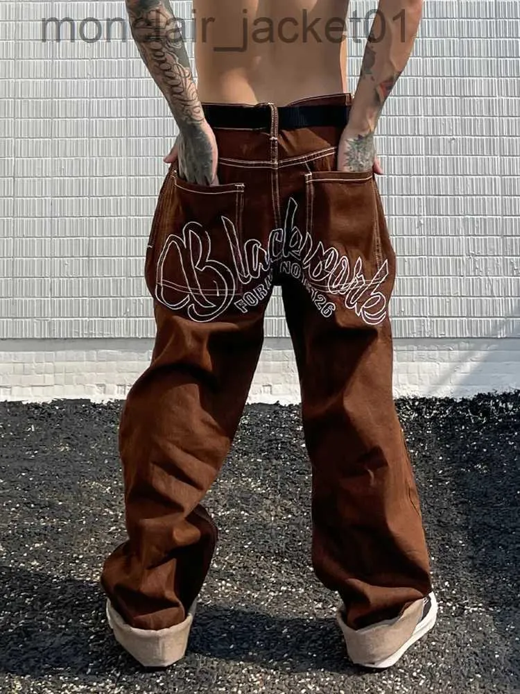 Jeans da uomo Ultimo design Stella Ricamo Pantaloni dritti larghi da fidanzato Pantalone Hombre Y2K Moda Marrone Jeans larghi a vita media per uomo J231006