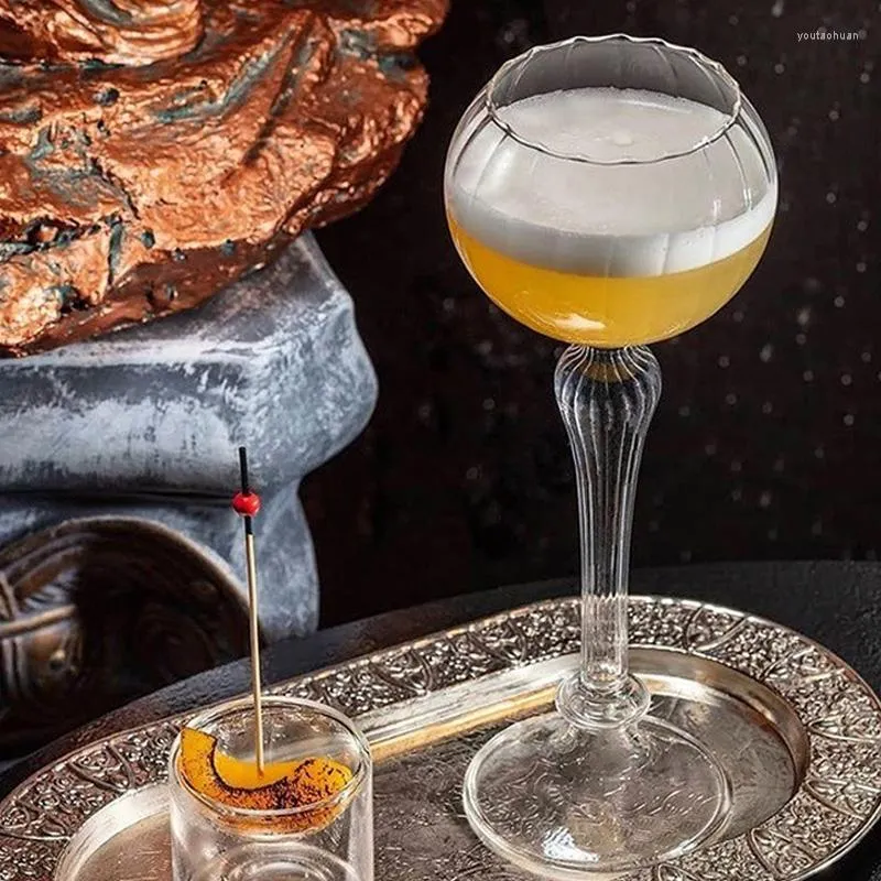Bicchieri da vino Bevande creative Bicchiere da cocktail Colonna vintage Tazze a forma di fiore Bar Cucina Ristorante Bicchieri per feste di matrimonio