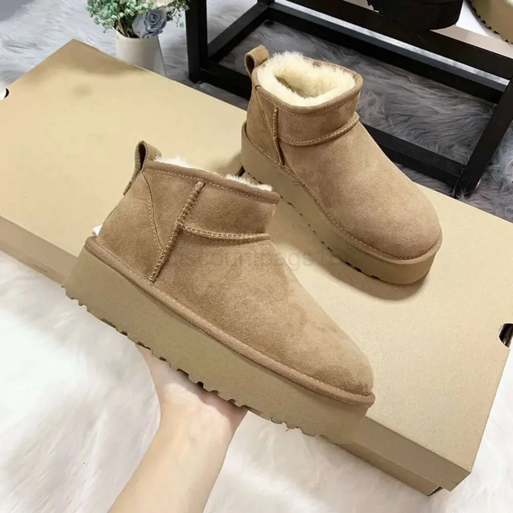 Designer Snow Boots Australia Classic Ultra Mini Platform Boot Women Tazz Slippers Tasman Suede Winter Wool Warm Booties Fur Sheep Skin Shoes Ankle Bootes UGGesS