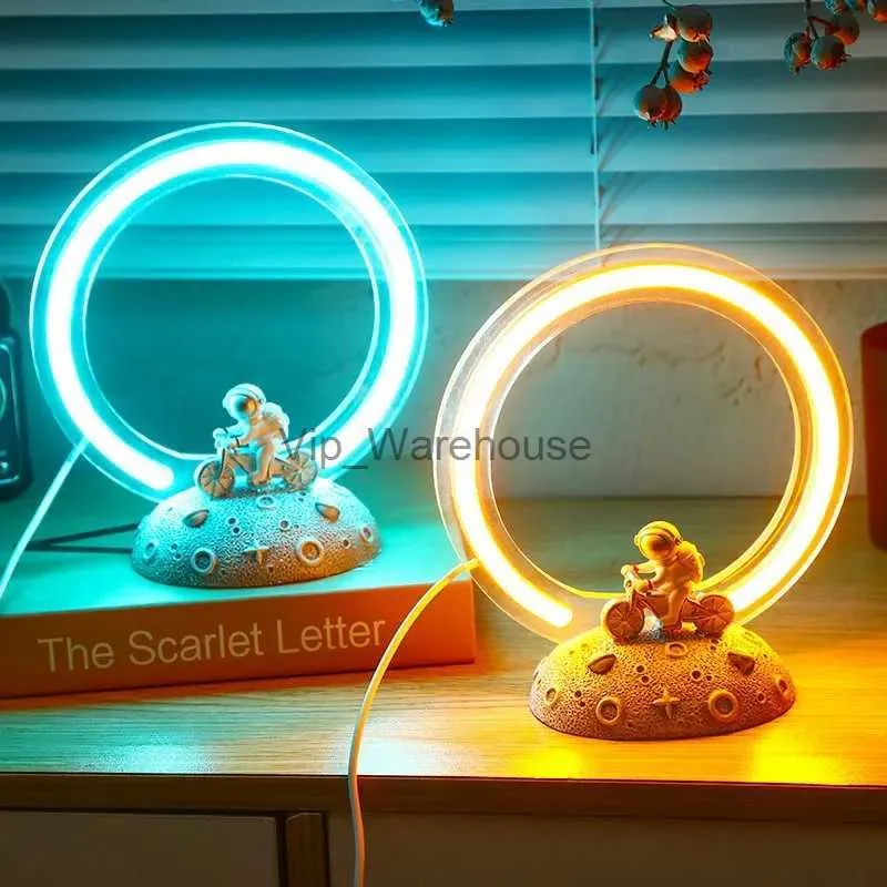 Table Lamps Creative Lighting USB 3D Quicksand Ring Light Bedroom Decor Astronaut Atmosphere LED Night Light Bedside Table Lamp Kids Gifts YQ231006