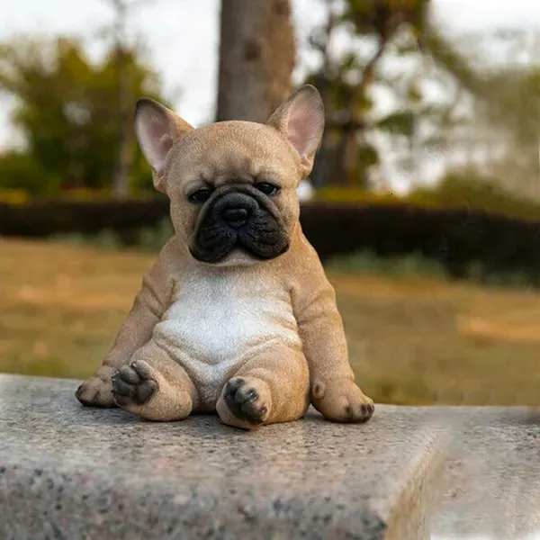 Oggetti decorativi Figurine Sleepy French Bulldog Puppy Statue Resina Scultura da prato Super Cute Garden Yard Decor CLH 231006