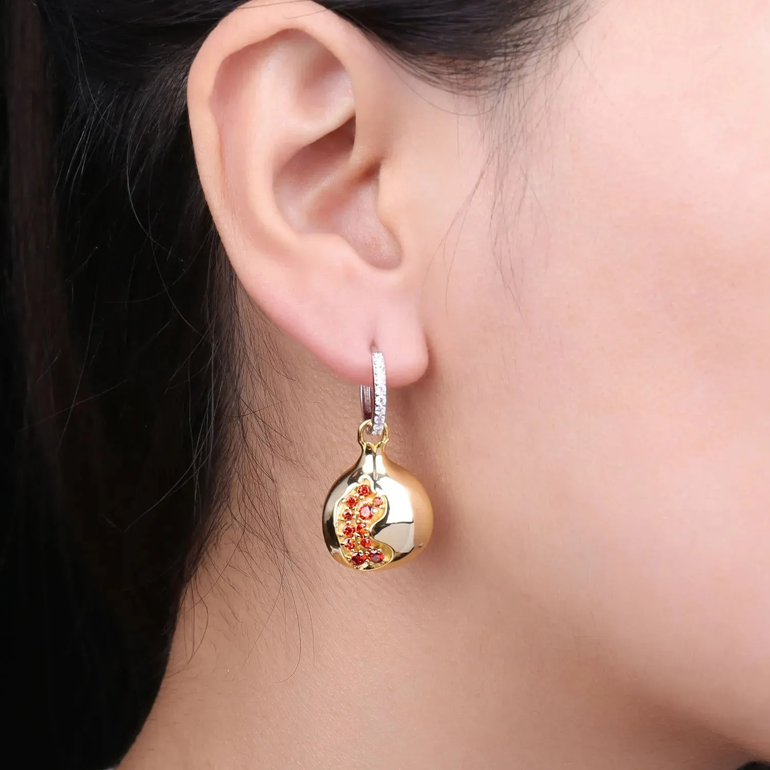 34% OFF on Vinayak Brown American Diamond Stud Earrings on Snapdeal |  PaisaWapas.com